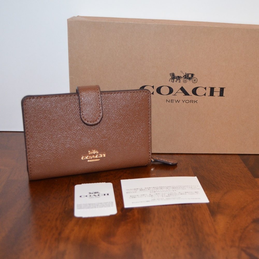 LAST ONE NWT Coach Signature Wallet Brown Leather - Picture 2 of 6